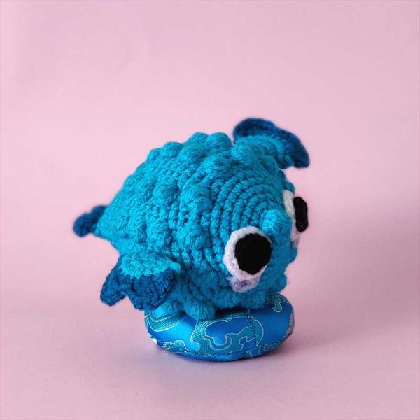 Blue crochet blowfish