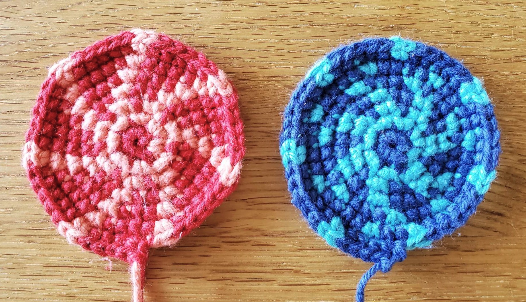 circles crocheted with stacked versus scattered increases