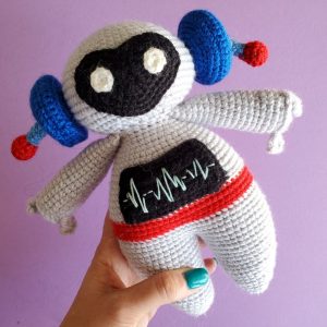 crochet robot toy